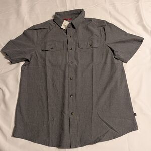 Gerry Men's Gray Short Sleeve Button-Up Camp Shirt NWT Medium Casual Outdoor